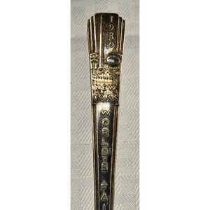 1939 New York World's Fair Silverplate spoon administration building Collectible